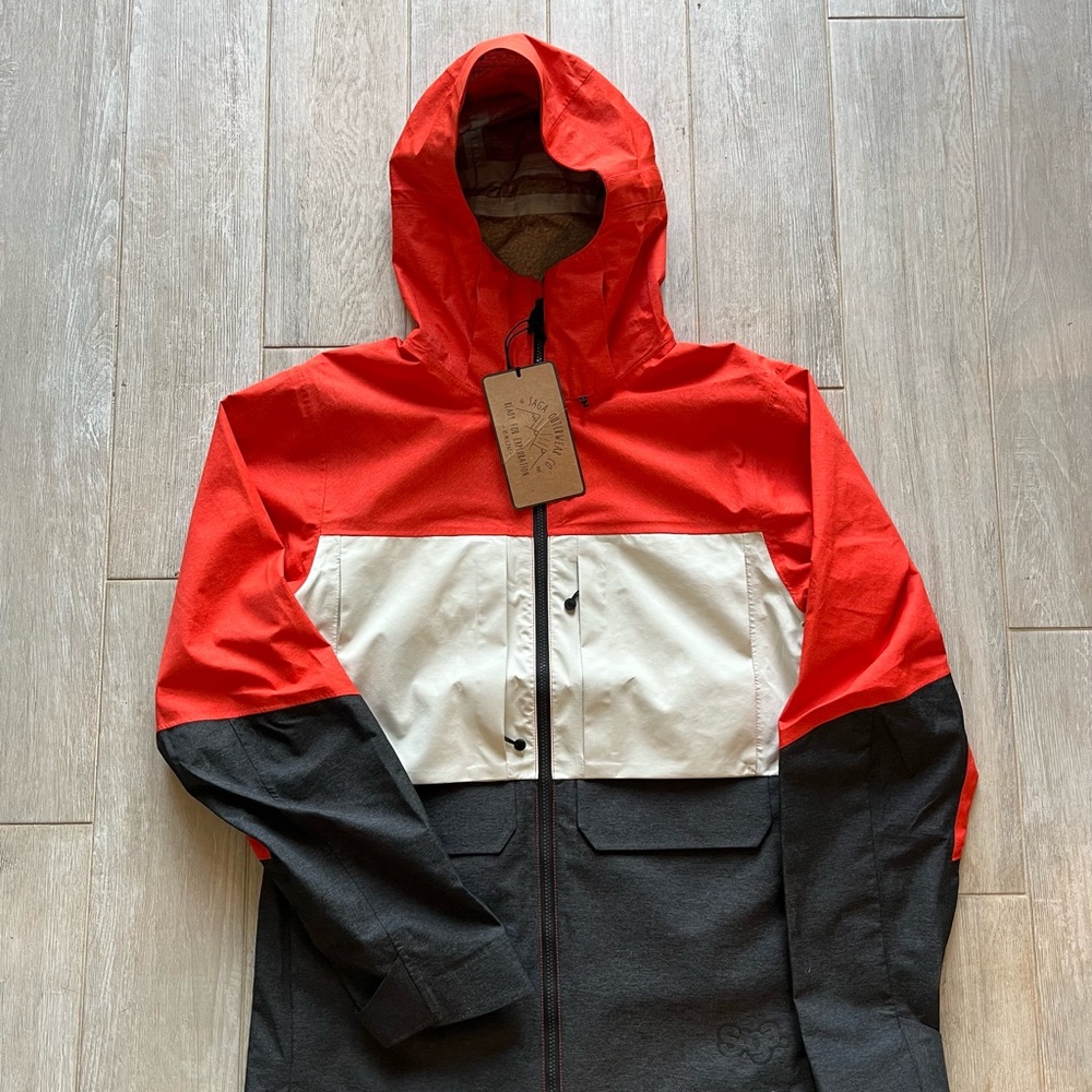 Saga Monarch 3L Ski Jacket in Grenadine